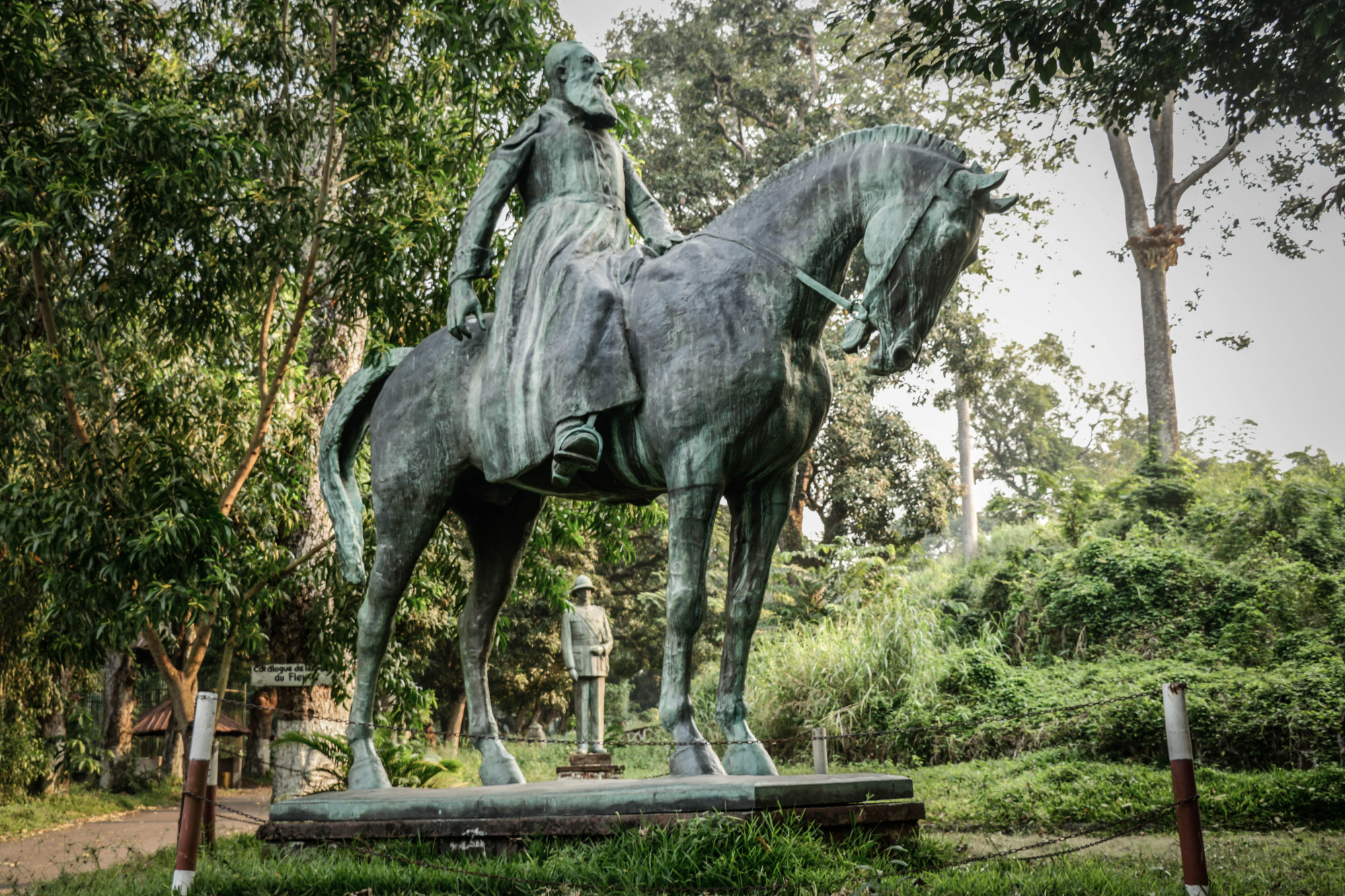 A six-meter statue of King Leopold II at the Institute of National Museums of Congo, in the Mont Ngaliema area of the capital Kinshasa last week. Inaugurated in 1928 by Albert I, the work was first installed in front of the Palace of the Nation, where the presidency is currently located. The monument was removed in 1967 on the orders of then dictator Mobutu Sese Seko, at the height of his “return to national and African authenticity” policy that sought to rename colonial places. Forgotten for almost four decades, the statue made a sudden reappearance in Kinshasa city centre, on the June 30 Boulevard — the date of independence — in February 2005. For unknown reasons, the statue was taken down again after 24 hours, by the same workers who had erected it. The statue finally reached Ngaliema Park, rehabilitated in 2010 with the help of the United Nations Mission in the Congo, known as Monusco. A statue of King Albert I, Leopold’s nephew and successor, can be seen beneath the horse. Kinshasa, RDC, June 2020 © Justin Makangara for Fondation Carmignac