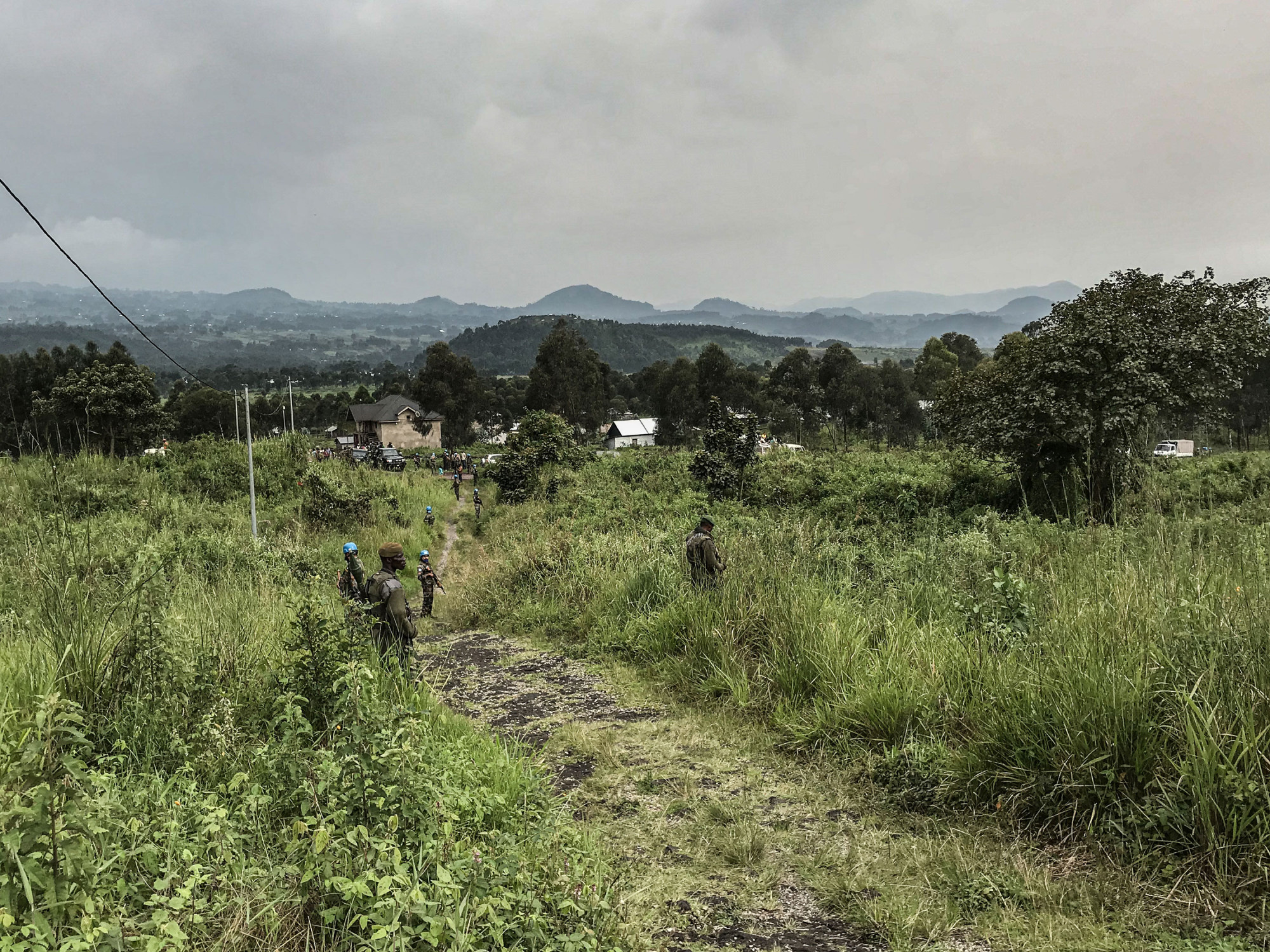 Parc national des Virunga, RDC, 22 février 2021. Des Casques bleus de l’ONU sécurisent la zone où l’ambassadeur d’Italie en RDC a été tué © Austere Malivika pour la Fondation Carmignac